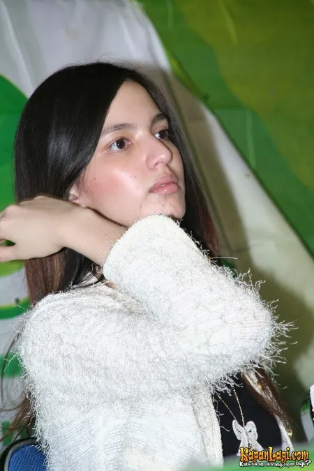 Foto Nia Ramadhani