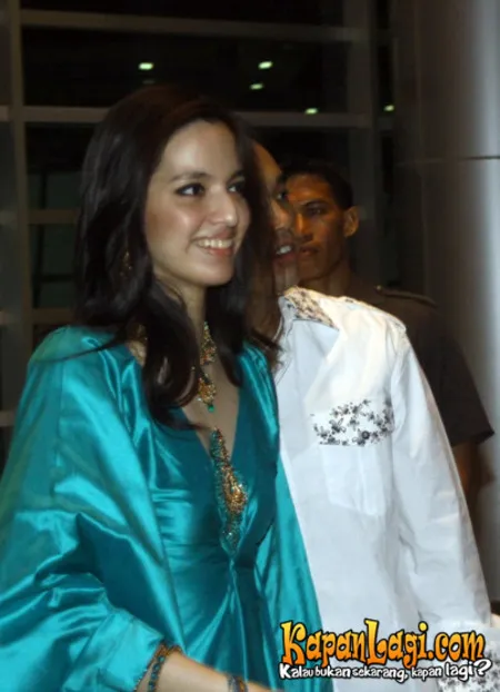 Foto Nia Ramadhani