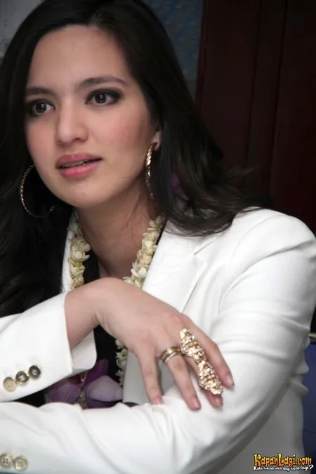 Foto Nia Ramadhani
