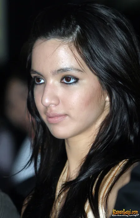 Foto Nia Ramadhani