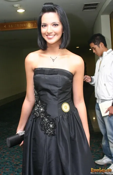 Foto Nia Ramadhani