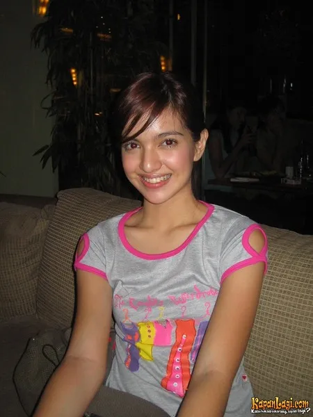 Foto Nia Ramadhani