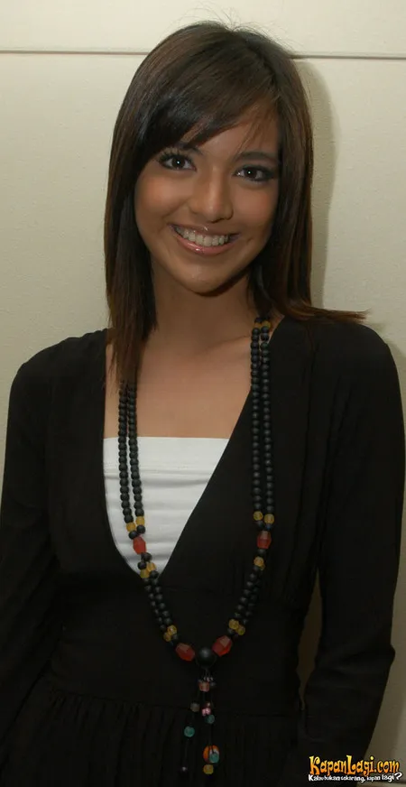 Foto Nia Ramadhani