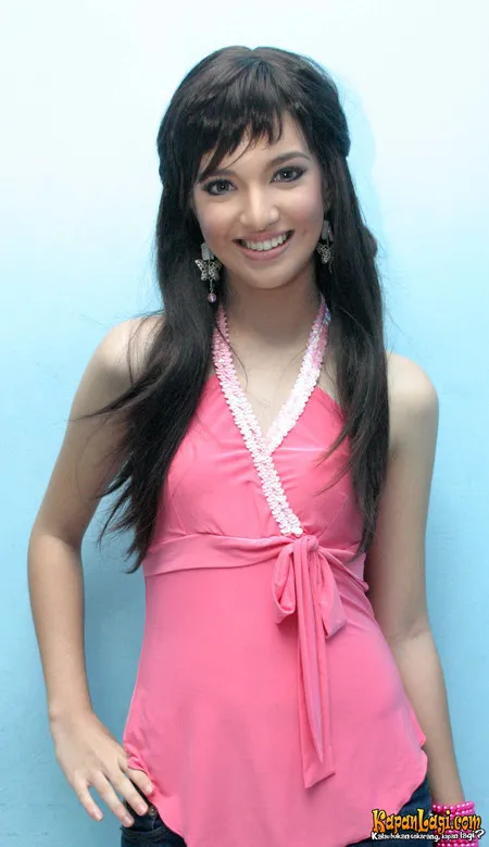 Foto Nia Ramadhani