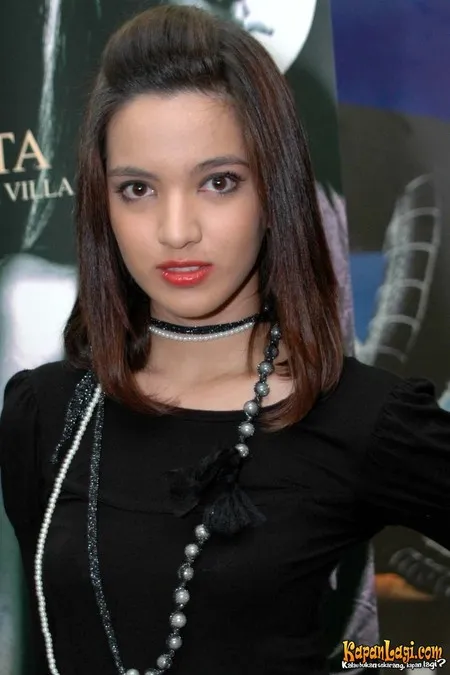 Foto Nia Ramadhani