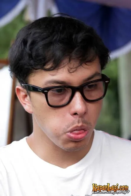 Foto Nicholas Saputra