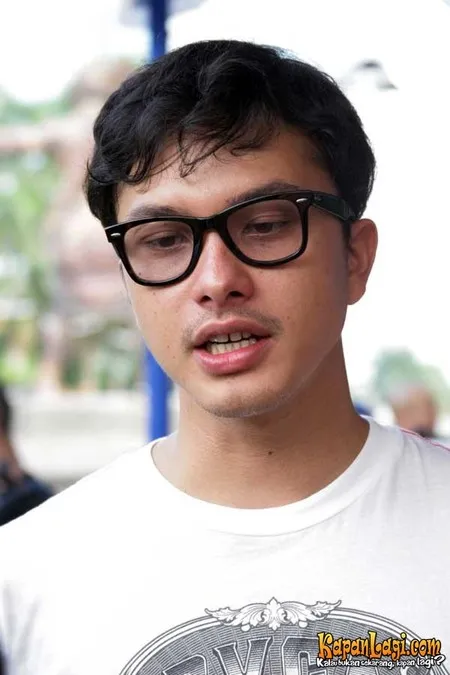 Foto Nicholas Saputra