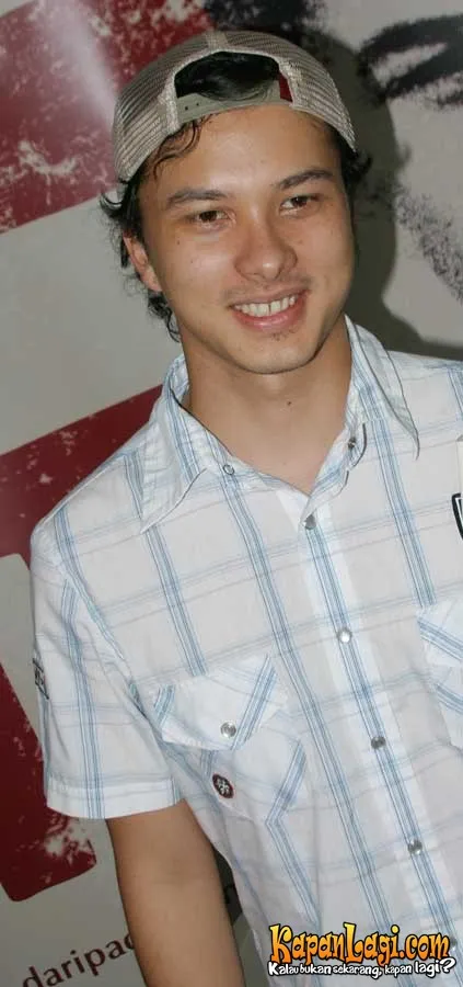 Foto Nicholas Saputra