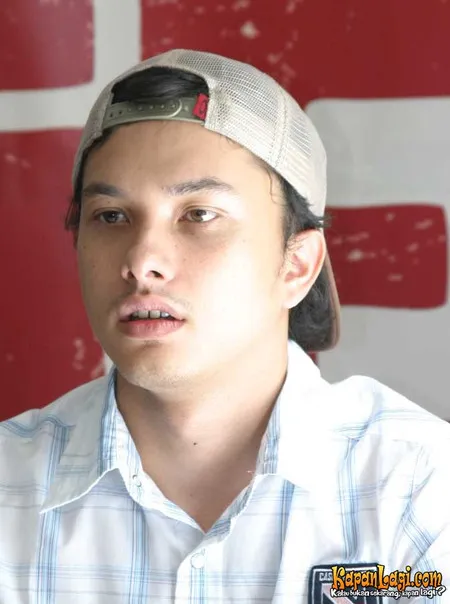 Foto Nicholas Saputra