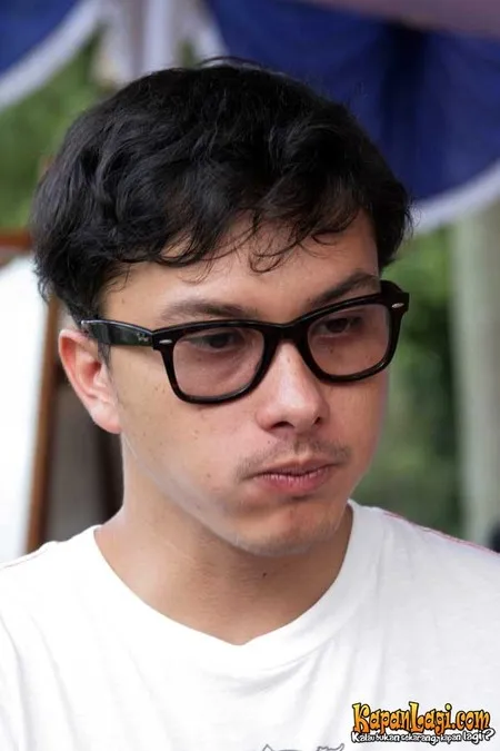 Foto Nicholas Saputra