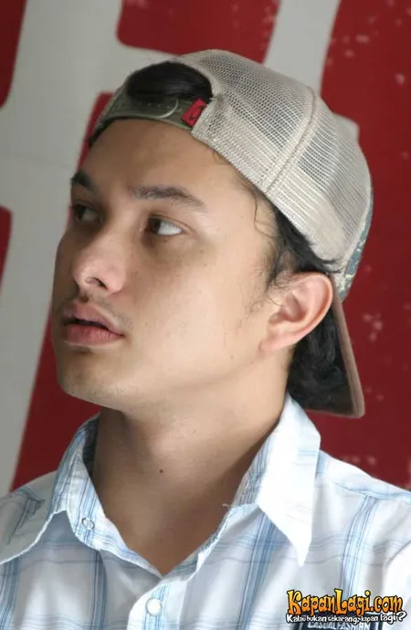 Foto Nicholas Saputra