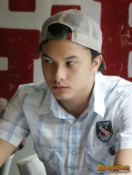 Foto Nicholas Saputra