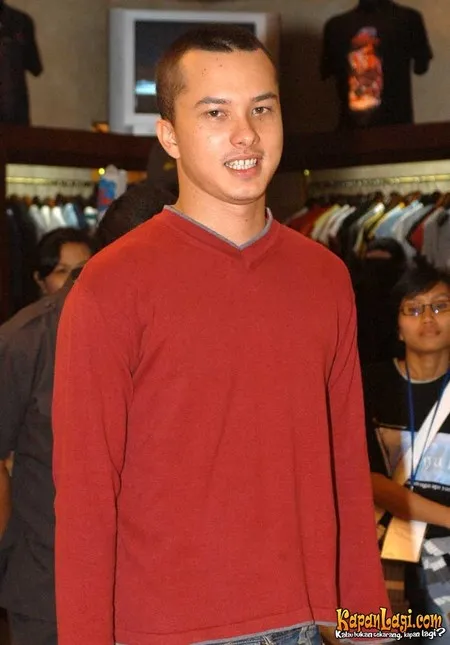 Foto Nicholas Saputra