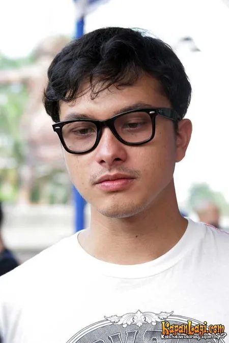 Foto Nicholas Saputra