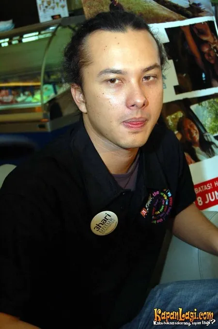 Foto Nicholas Saputra