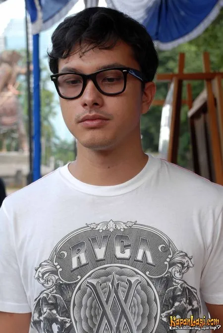 Foto Nicholas Saputra