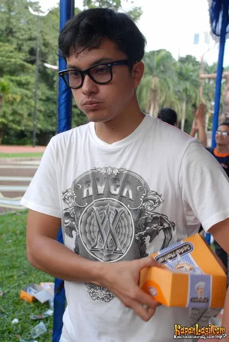 Foto Nicholas Saputra