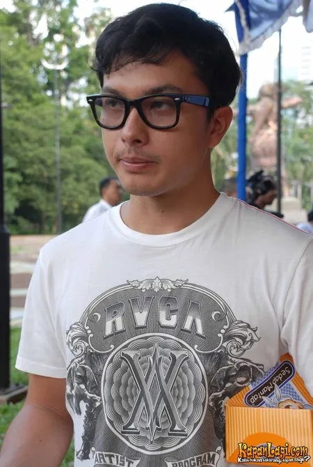 Foto Nicholas Saputra