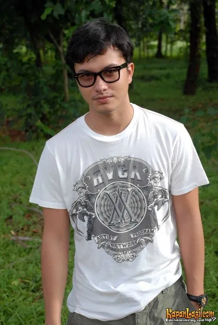 Foto Nicholas Saputra