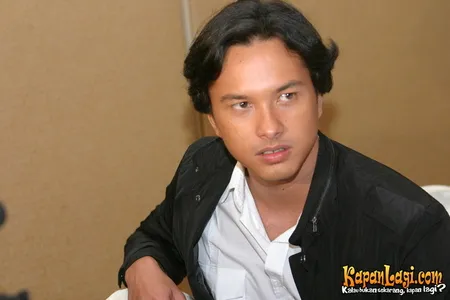 Foto Nicholas Saputra