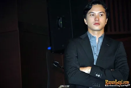 Foto Nicholas Saputra