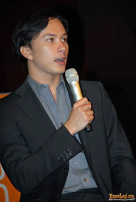 Foto Nicholas Saputra