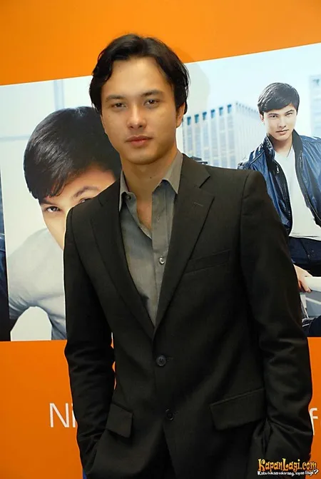 Foto Nicholas Saputra