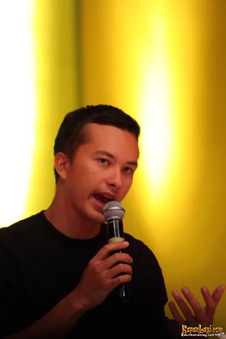 Foto Nicholas Saputra