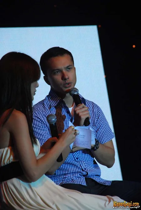 Foto Nicholas Saputra