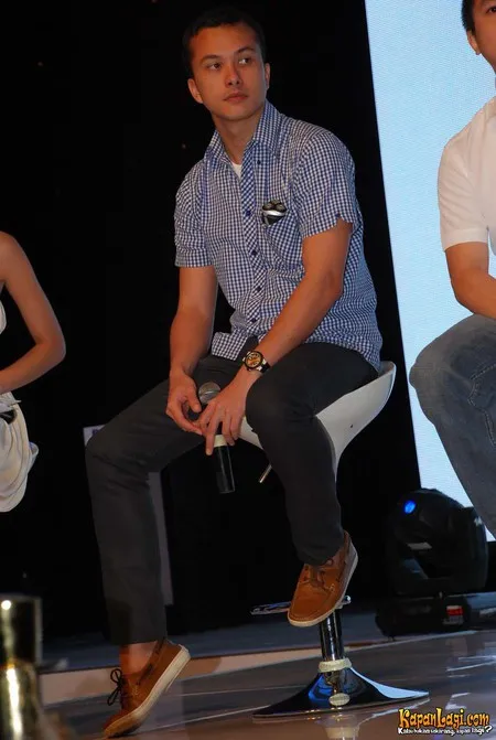 Foto Nicholas Saputra