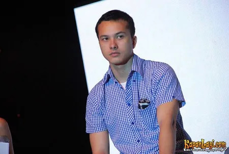 Foto Nicholas Saputra