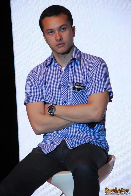 Foto Nicholas Saputra