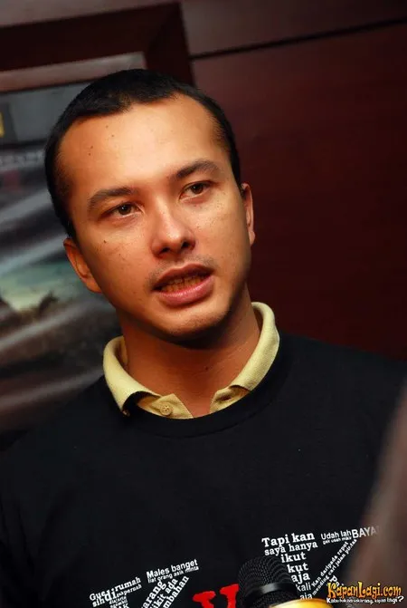 Foto Nicholas Saputra