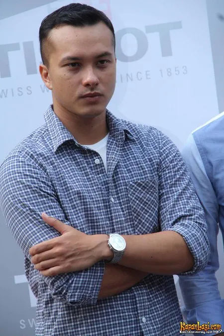 Foto Nicholas Saputra