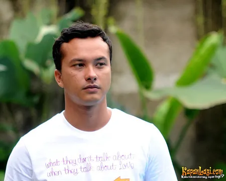 Foto Nicholas Saputra