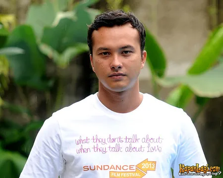 Foto Nicholas Saputra