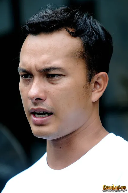 Foto Nicholas Saputra