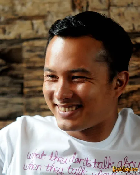 Foto Nicholas Saputra