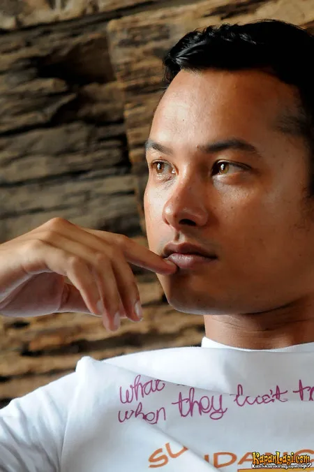 Foto Nicholas Saputra