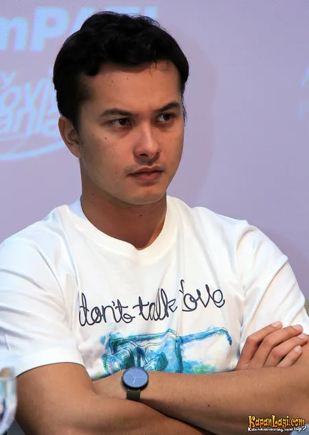 Foto Nicholas Saputra