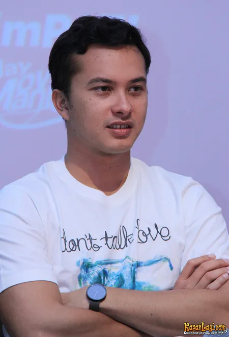 Foto Nicholas Saputra