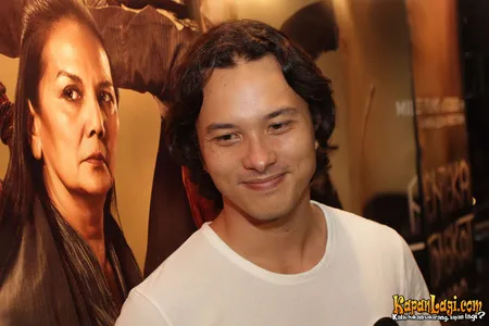 Foto Nicholas Saputra