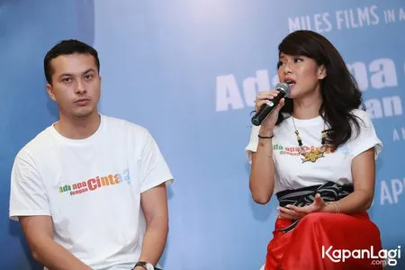 Foto Nicholas Saputra