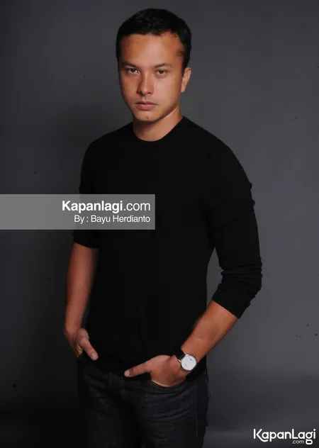 Foto Nicholas Saputra
