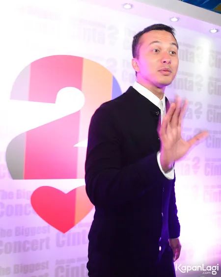 Foto Nicholas Saputra