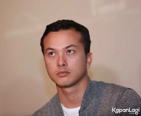 Foto Nicholas Saputra