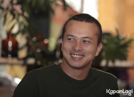 Foto Nicholas Saputra