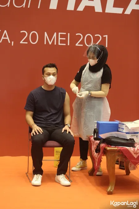 Foto Nicholas Saputra