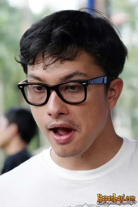 Foto Nicholas Saputra
