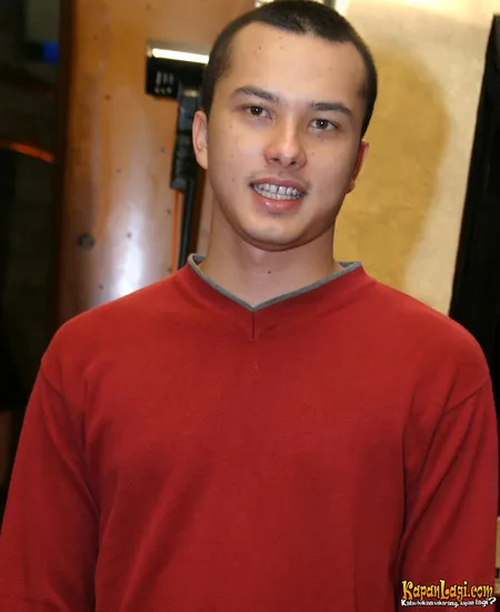 Foto Nicholas Saputra
